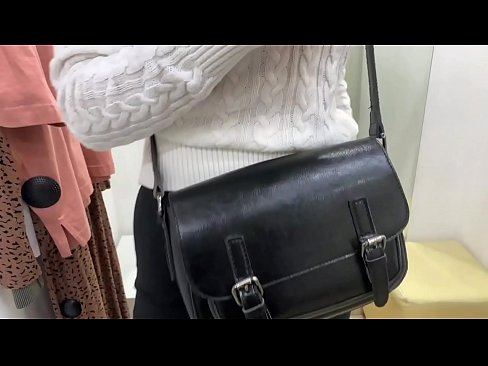 ❤️ Nuoren nartun FeralBerryn julkinen itsetyydytys dildolla sovituskopissa Pornovideo at fi.fuckmymac.ru ❤